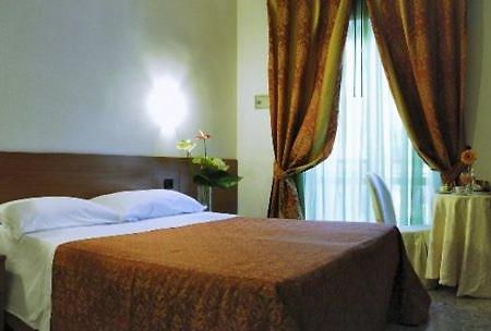 Hotel Villa Giusy Castellaneta Marina Eksteriør bilde