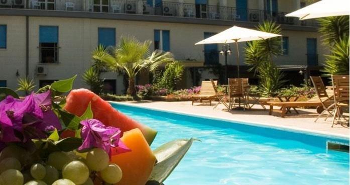 Hotel Villa Giusy Castellaneta Marina Eksteriør bilde