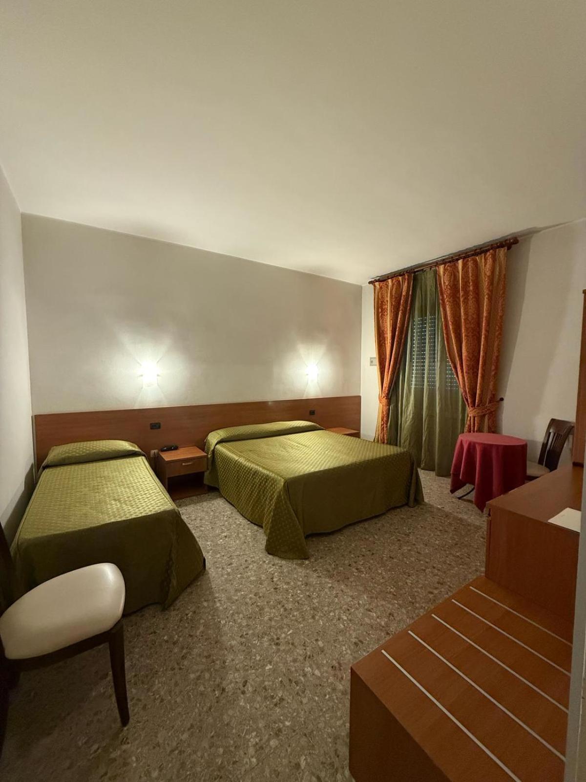 Hotel Villa Giusy Castellaneta Marina Eksteriør bilde